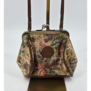 Vintage Mitzi Tapestry Crossbody Purse – Kiss Lock , Cottagecore / Grandmacore
